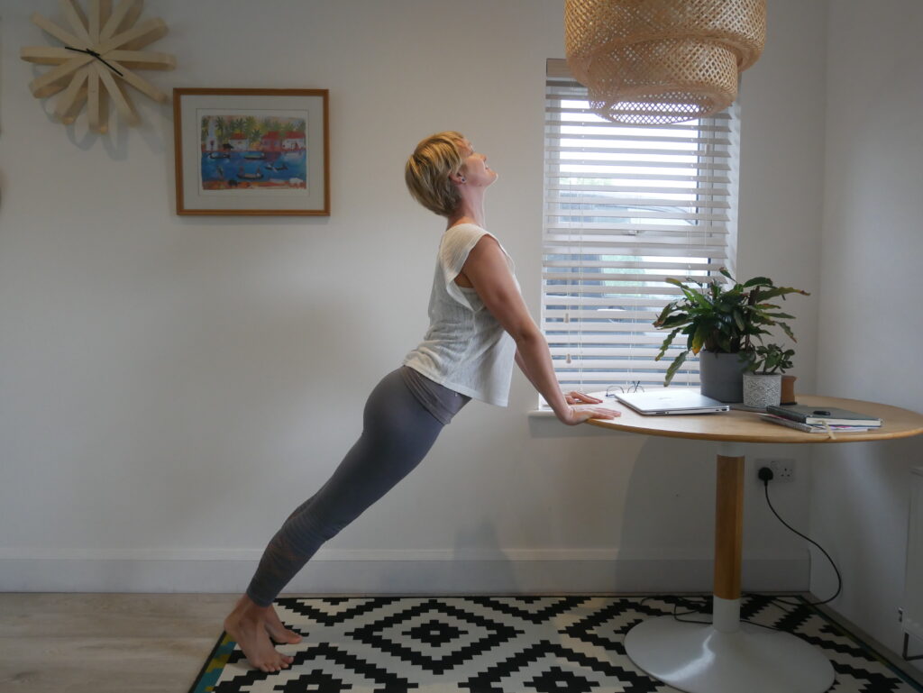 10 Desk Yoga Poses - For Office Workers In Need Of Relaxation ...