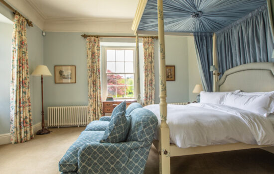 House King Bed cornwall