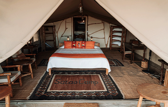 front-bed-safari-tent