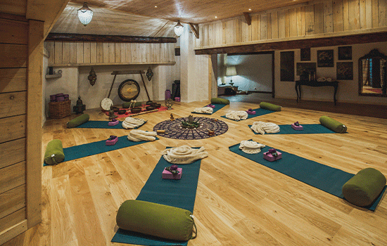 yoga room yoga holiday french alps