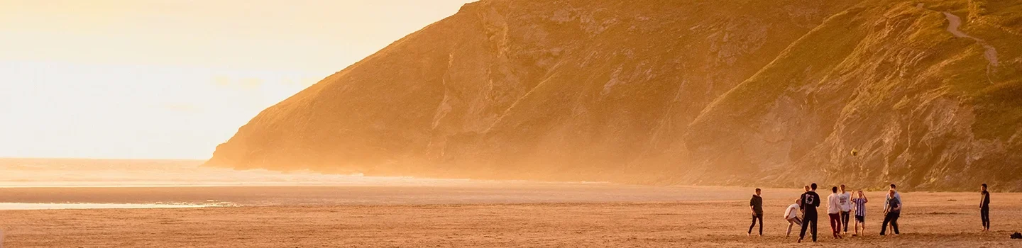 cornwall sunset outdoor yoga retreat spring